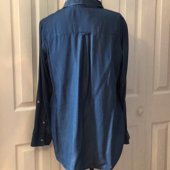 NewYork And Company Chambray Tunic Size Large - Picture 4 of 5